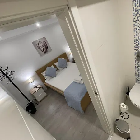 Airport Room Lisbon Exterior photo